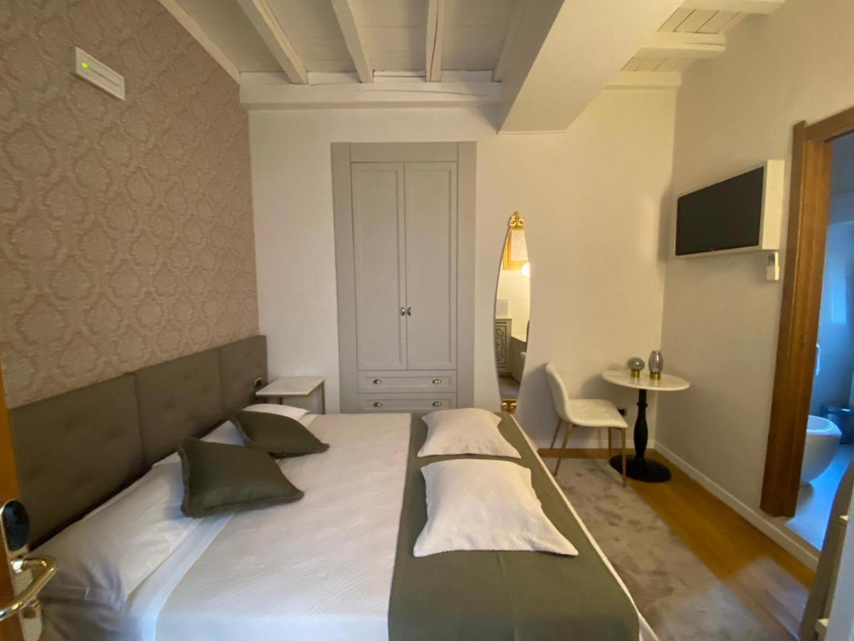 Condotti Rooms Rome Exterior photo