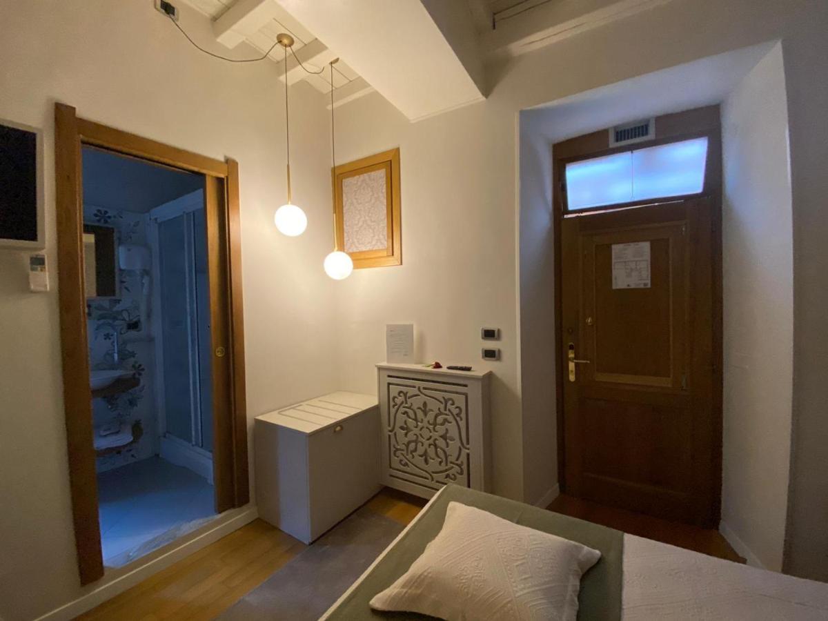 Condotti Rooms Rome Exterior photo