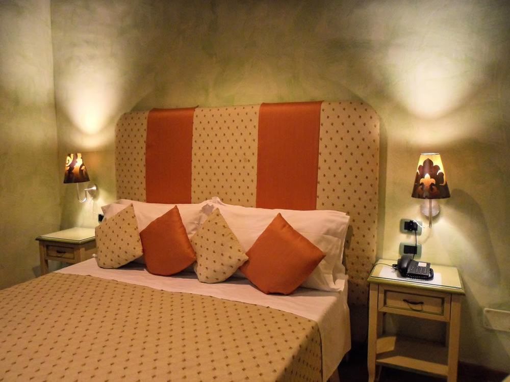 Condotti Rooms Rome Exterior photo
